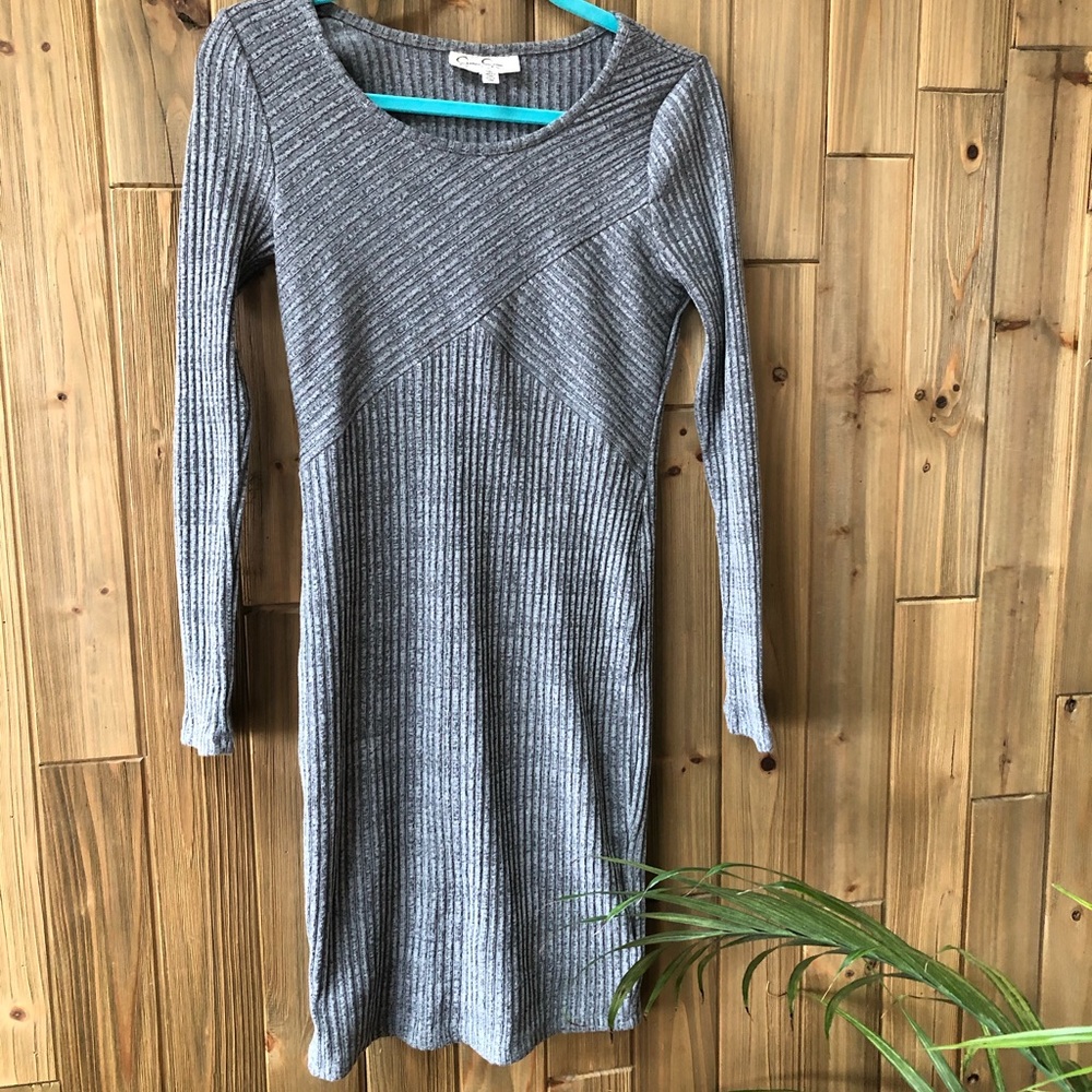 Jessica Simpson bodycon maternity dress